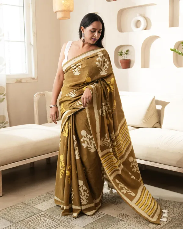 Rustic_Brown_Cotton_Brown_Mughal_Butta_Dabu_Print_Mul_Saree_For_Women
